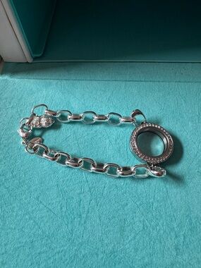 Origami Owl Silver-Tone Chain Bracelet with Paved Circle Locket Charm